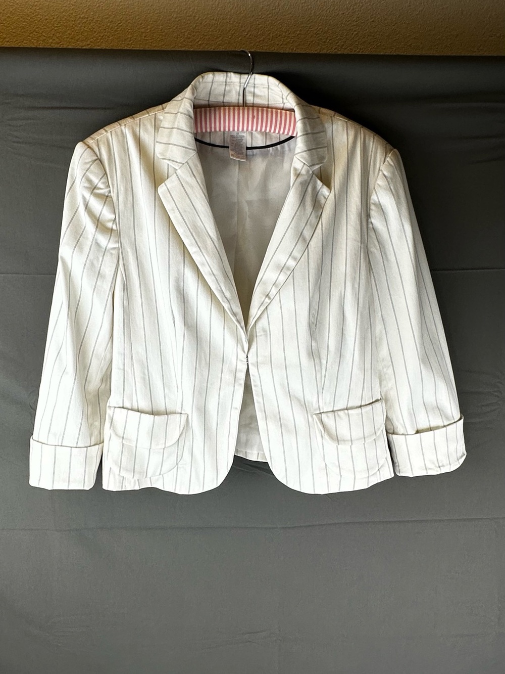 Worthington White Pinstripe Blazer